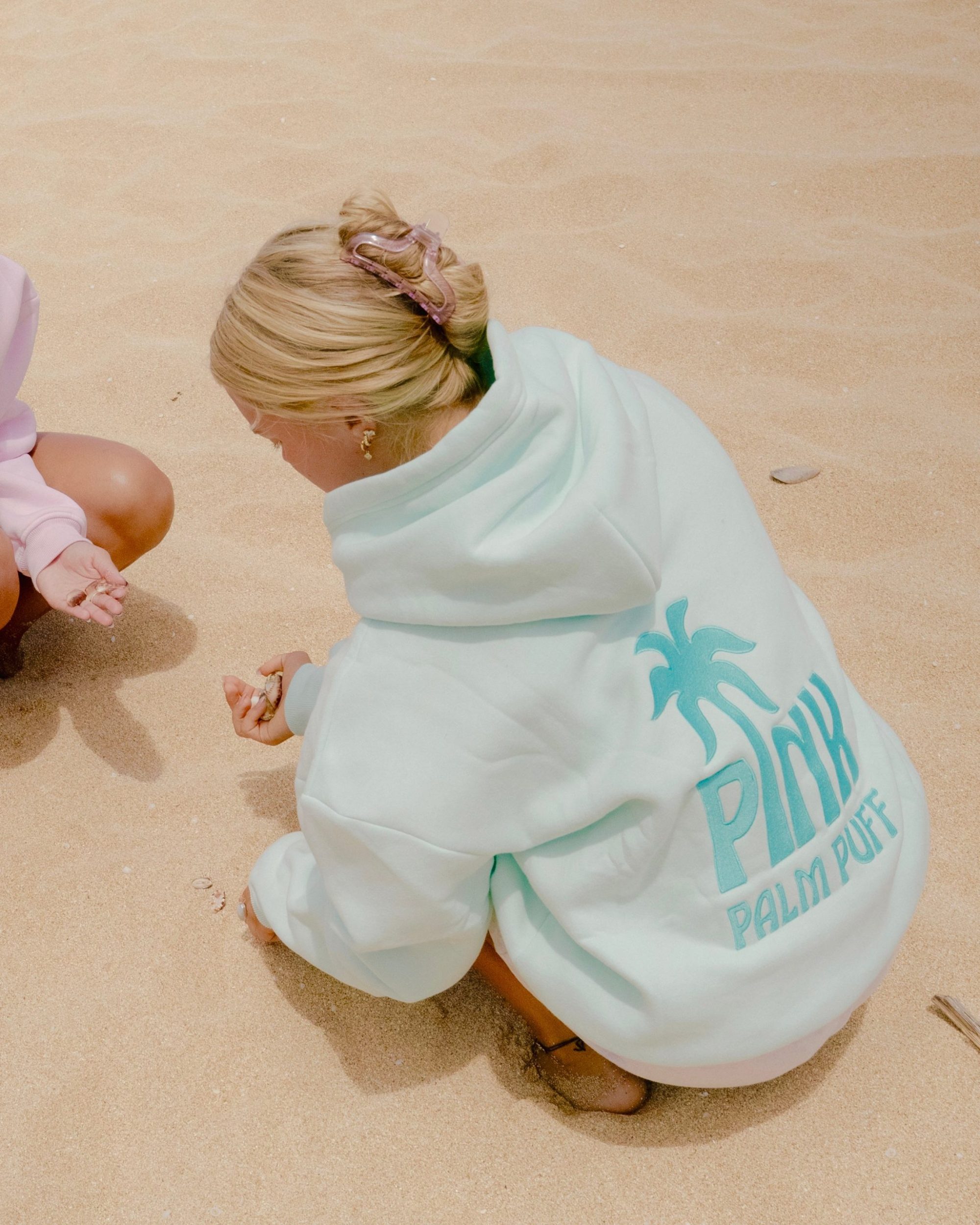 Classic Puff Hoodie in Pink Opal