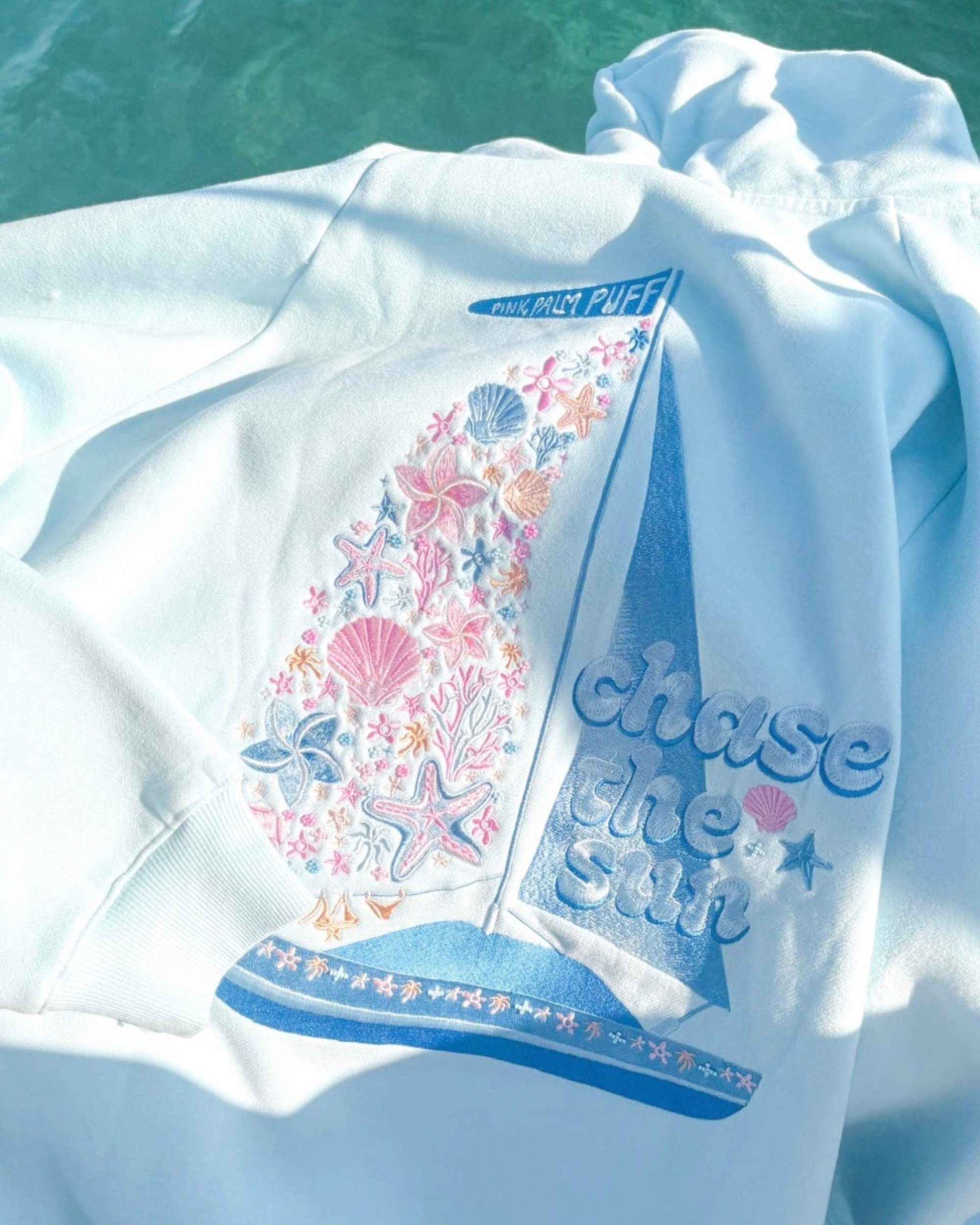 Chase the Sun Relaxed Hoodie in Heather Cloud